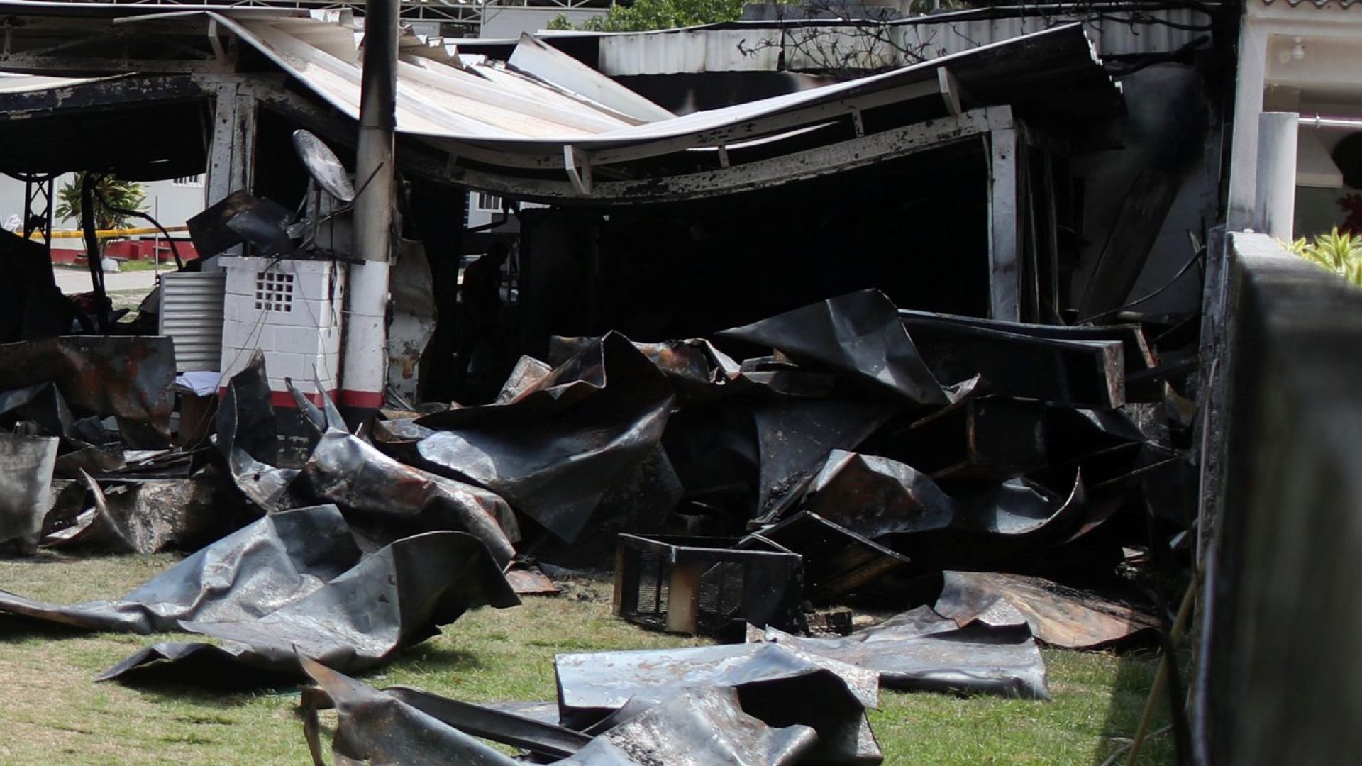 2019-02-08t173440z_1090007152_rc14c3fd8fc0_rtrmadp_3_soccer-brazil-fire